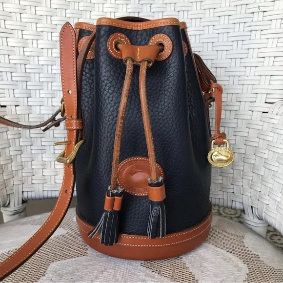 Vintage dooney and bourke drawstring bag on sale
